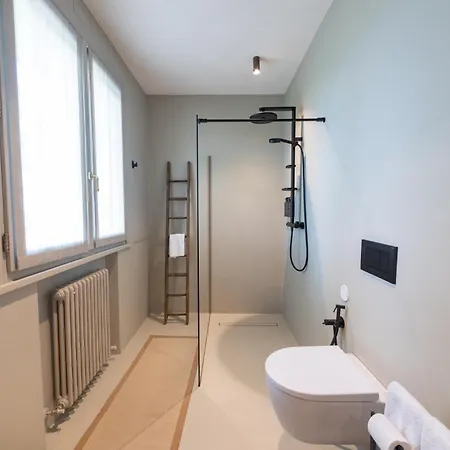 Yeppa בית הארחה 4*